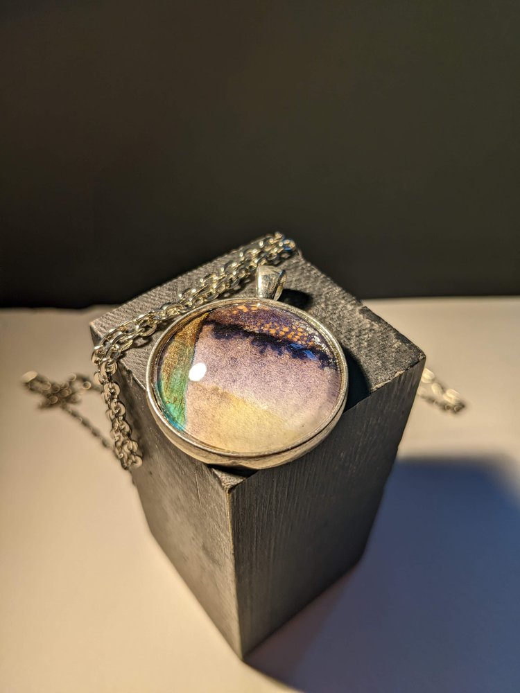 SomeWear Pendant 10