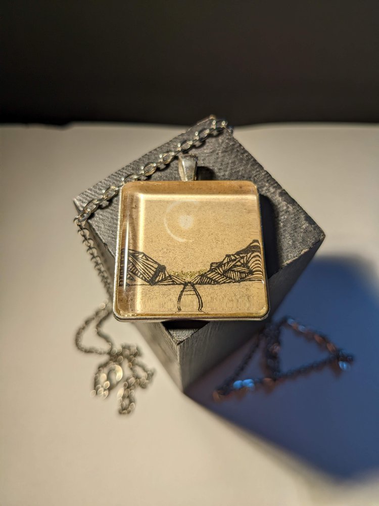 SomeWear Pendant 3